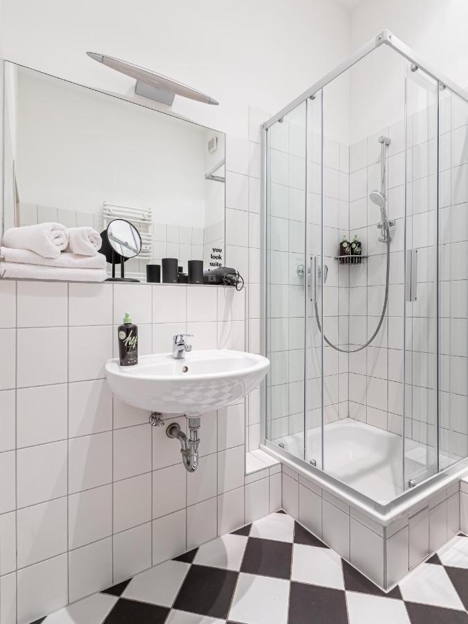 Limehome Berlin Malmoeer Strasse Exterior foto